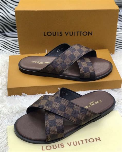 lv men slippers|Altro.